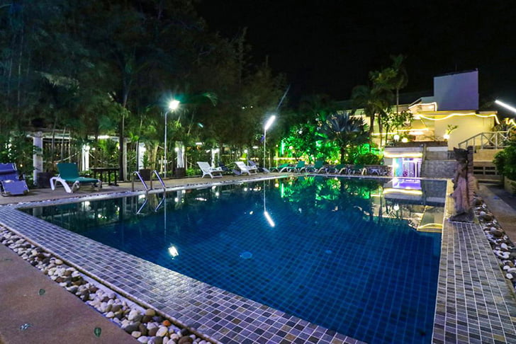 Natural Beach Hotel Pattaya